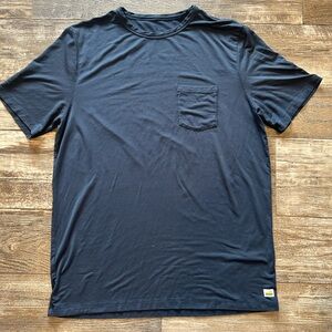Vuori Men's Navy Blue T-Shirt